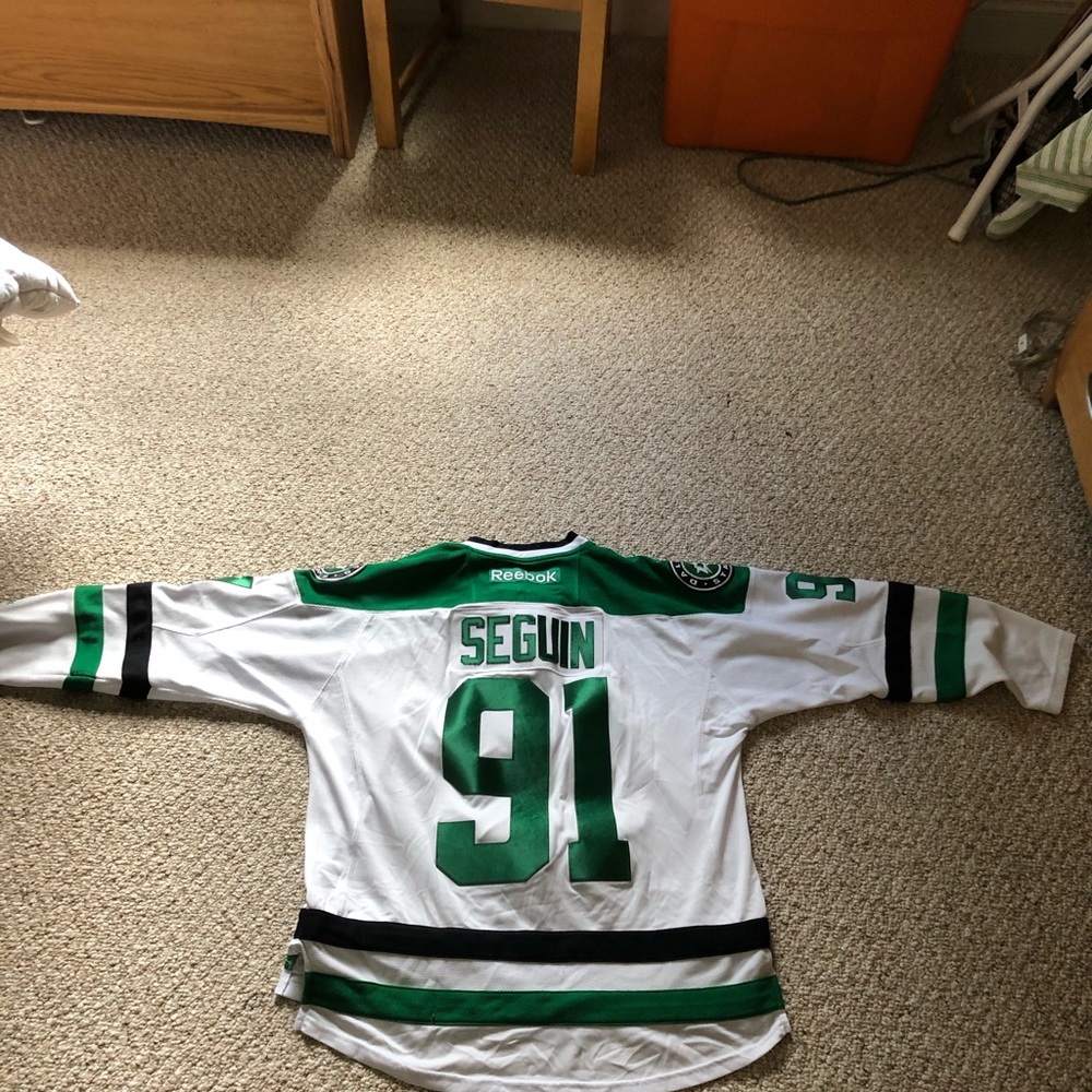 Tyler Seguin hockey jersey